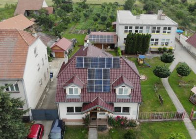 Hybridní FVE 9,88 kWp 17,4 kWh