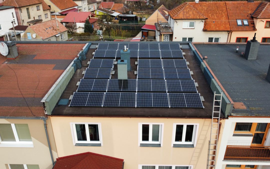 Hybridní FVE 9,96 kWp 11,6 kWh