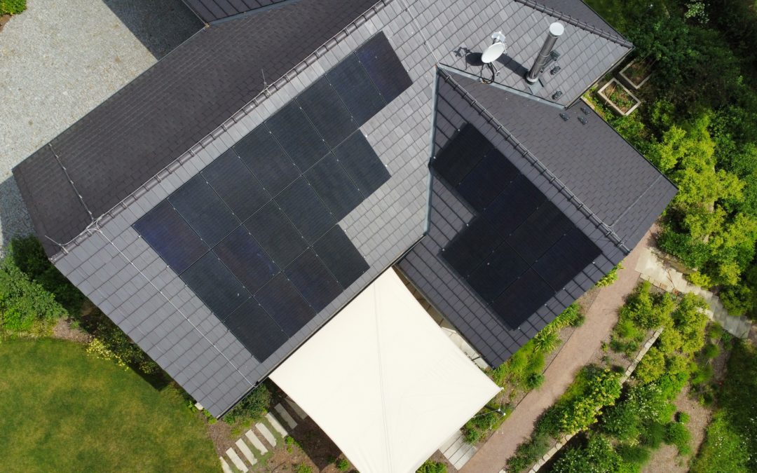 Hybridní FVE 9,88 kWp 11,6 kWh