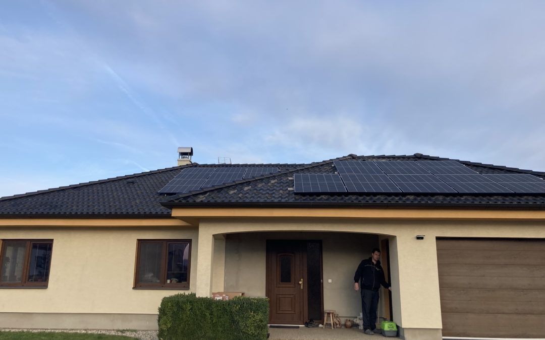 Hybridní FVE 9,66 kWp 17,4 kWh