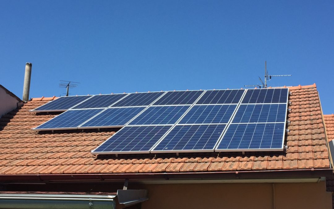 Hybridní FVE 3,71 kWp 6,5 kWh