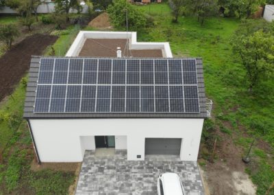 Hybridní FVE 9,9 kWp 11,6 kWh